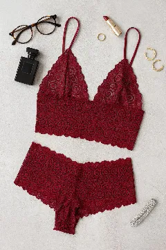 Kadın Bordo Dantel Bralet Şort Takımı – Asil ve Sofistike İç Giyim
