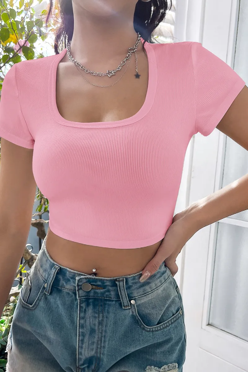 Kadın Pembe Yarım Kol Düz Yaka Crop Top Bluz